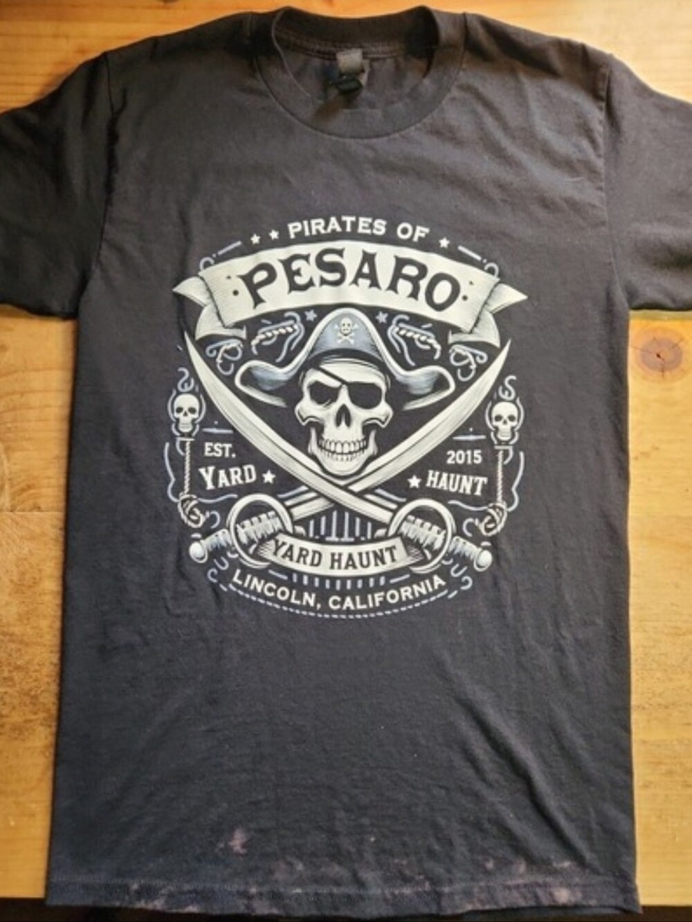 Mens Black Gildan Graphic Tee By Pirates Of Pesaro, Sz S. Streetwear FLAWS